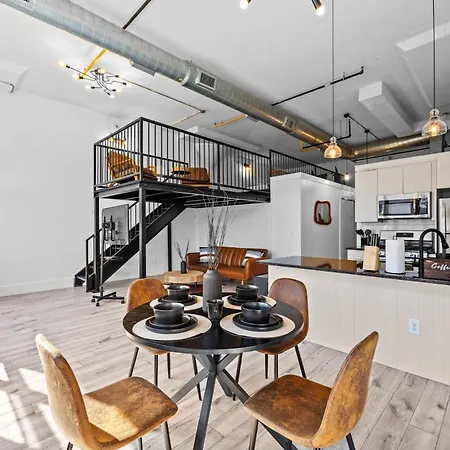 Signature Rustic 2Br Near Nyc - Pets, Gym And Parking